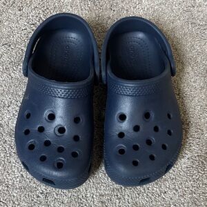 CROCS Kids Classic Navy Sandals